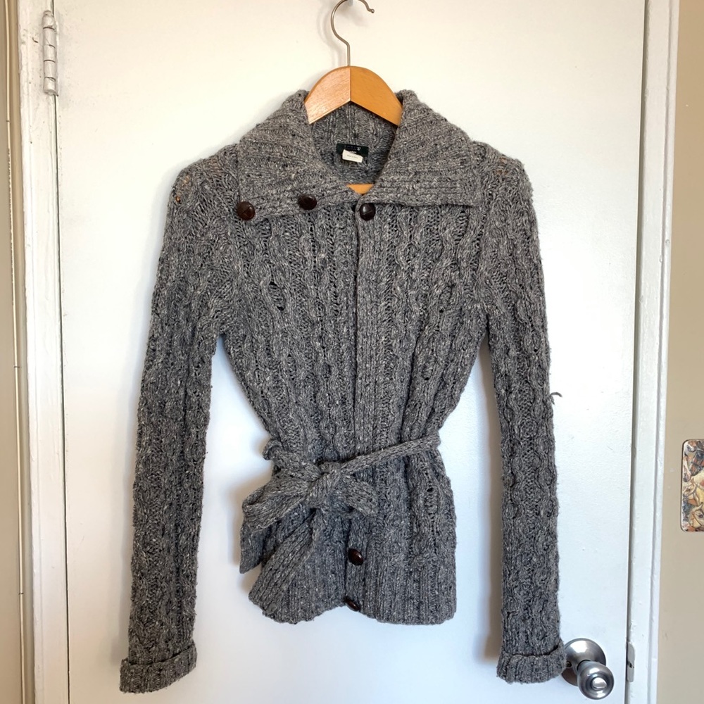 JCREW button up front tie knit cardigan